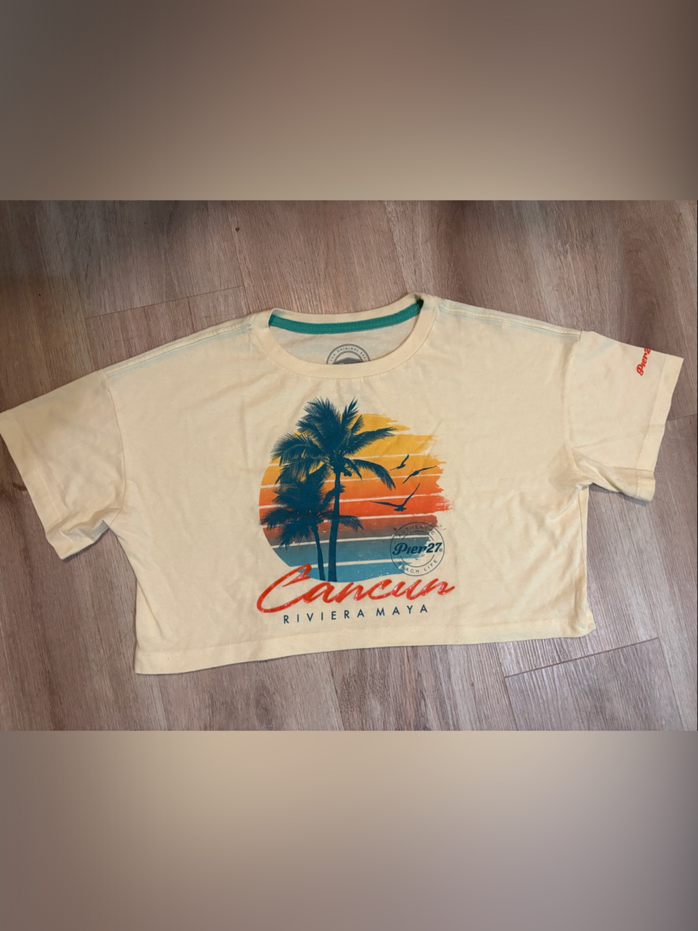Cancun Riviera Maya Pier 27 Graphic Tee - Yellow with Teal Accent size Medium